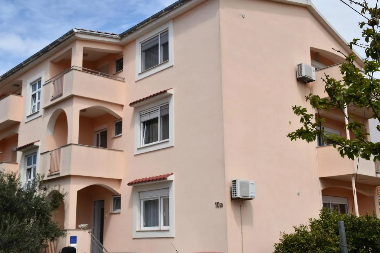 Apartments Ivan Zadar